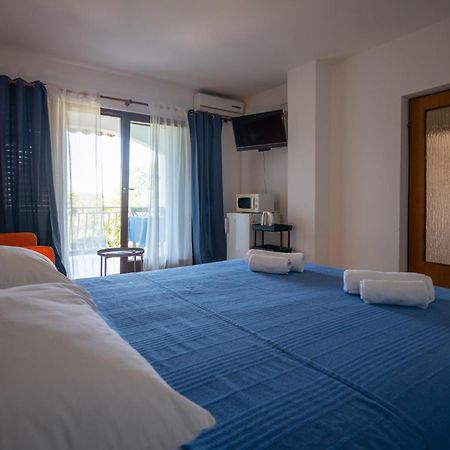Apartments Gaja Blue Ap Sveti Filip i Jakov Eksteriør bilde